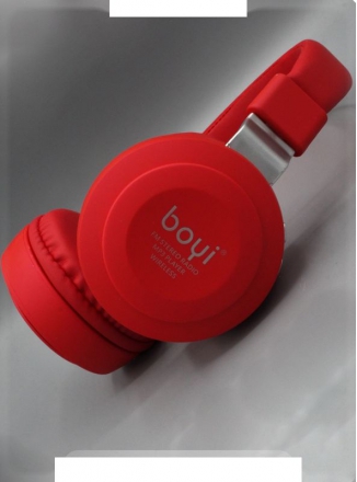 Boyi   Boyi 70 bluetooth - FM - microSD Red